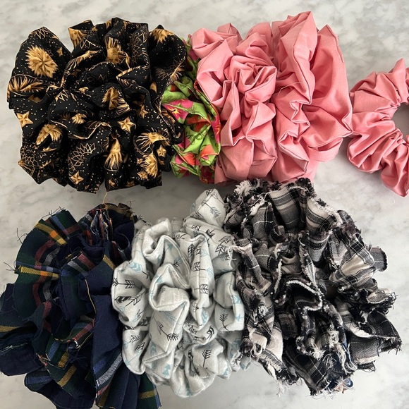 Assorted Jumbo Boho Scrunchies - Picture 2 of 11